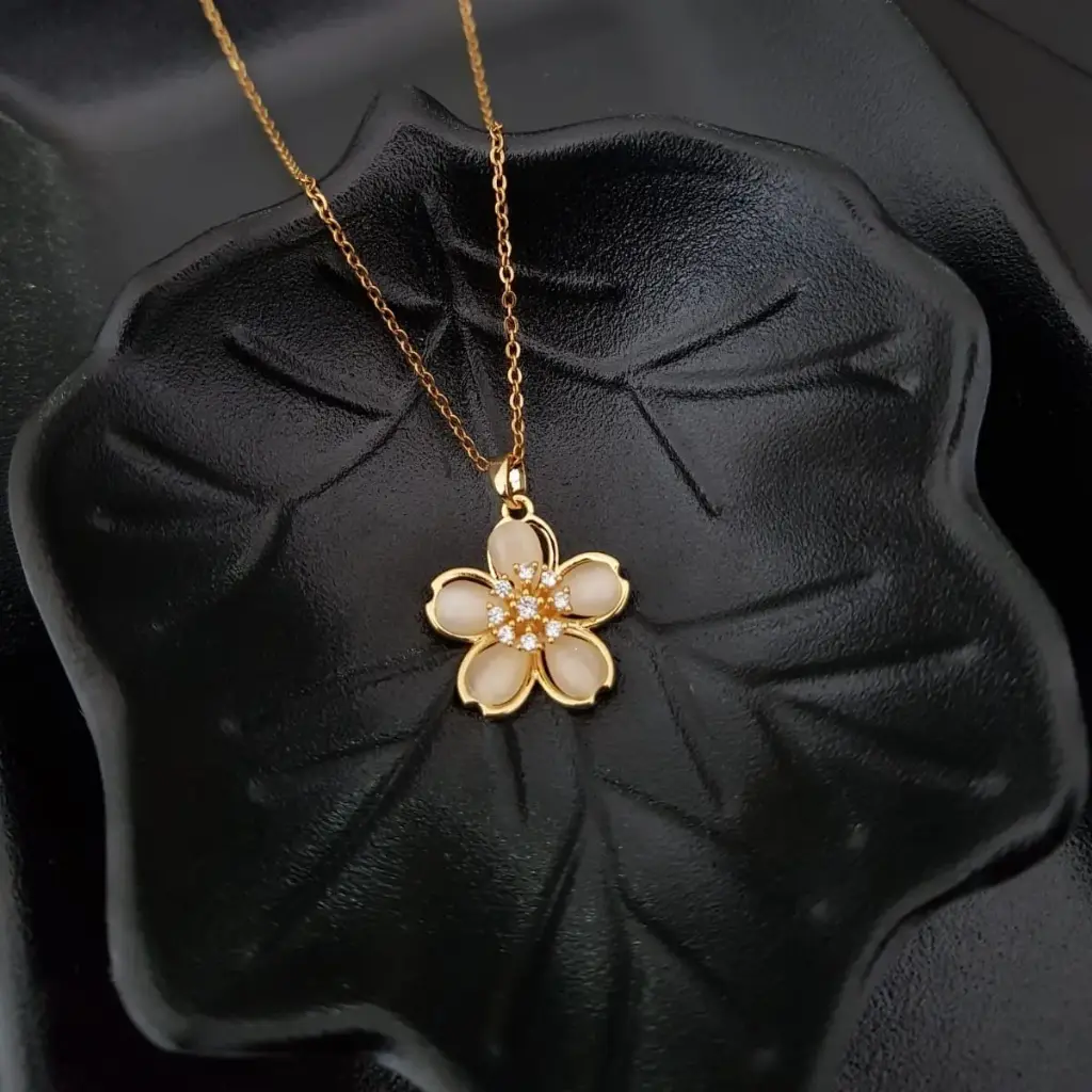 Cute Abstract Flower Pendant - Artificial Yellow Gold