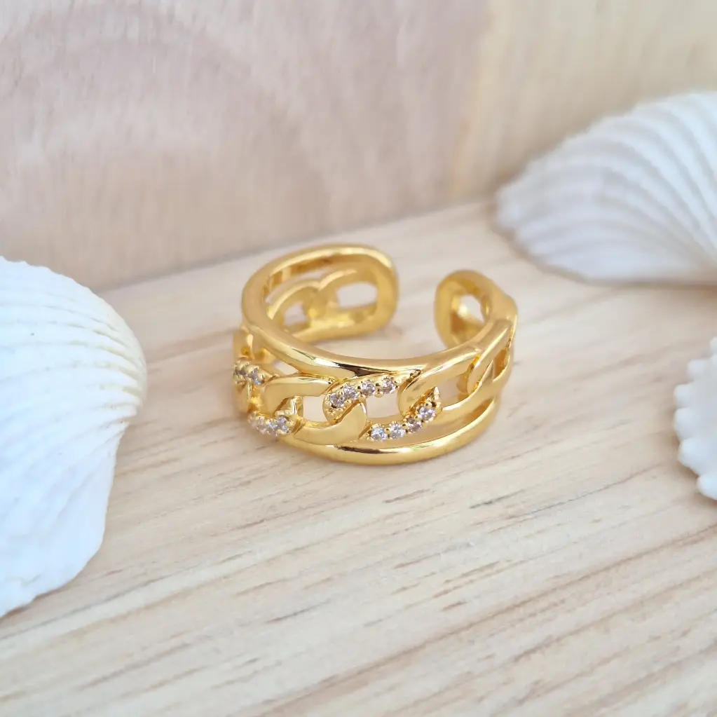 Broad Links Ring-Artificial Yellow Gold