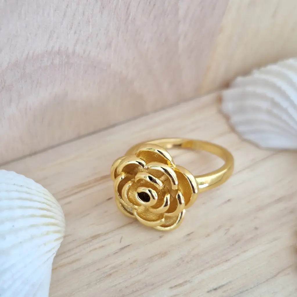 Majestic Rose Ring-Artificial Yellow Gold