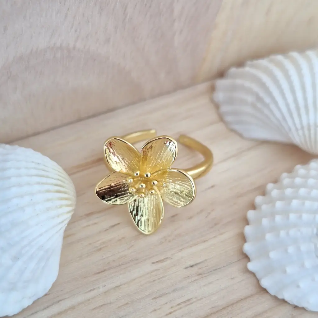 Beautiful Flower Ring-Artificial Yellow Gold