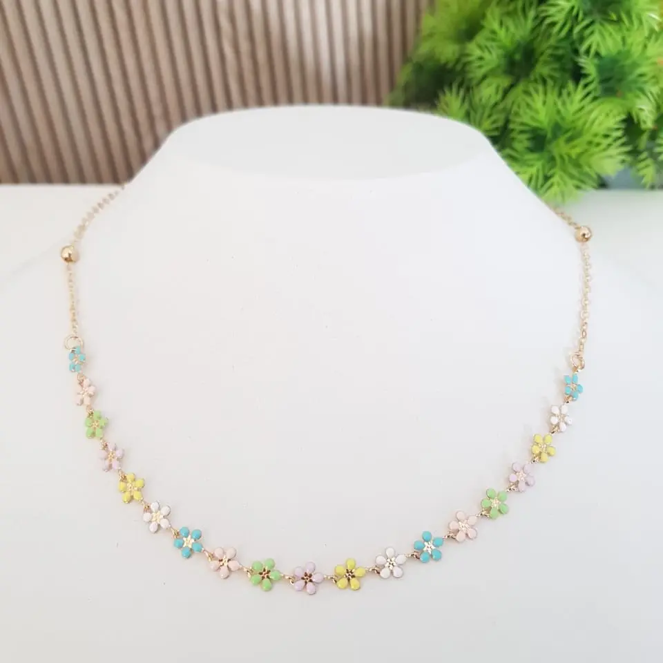 Spring Blooms Necklace - Artificial Yellow Gold