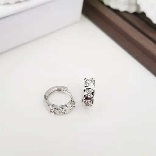 [05030020] Classic Geometric Bali Earrings - Artificial White Gold