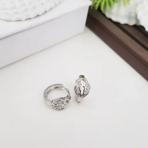 [05030023] Classic Heart-Shaped Bali Earrings - Artificial White Gold