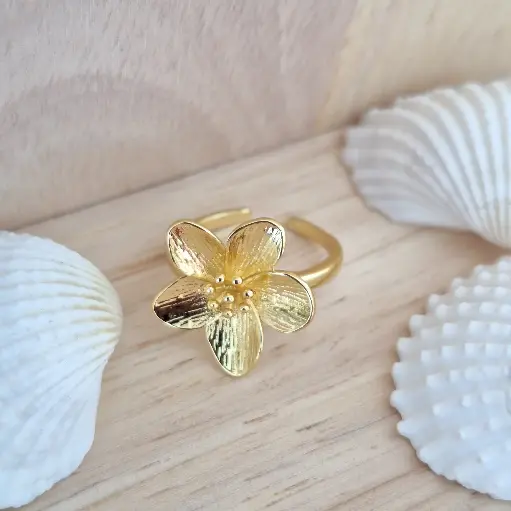 [07010017] Beautiful Flower Ring-Artificial Yellow Gold